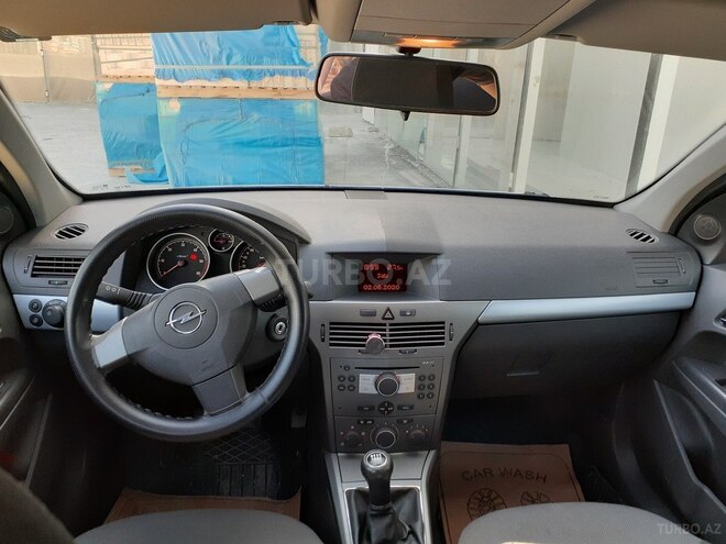 Opel Astra 2006, 228,000 km - 1.3 л - Bakı