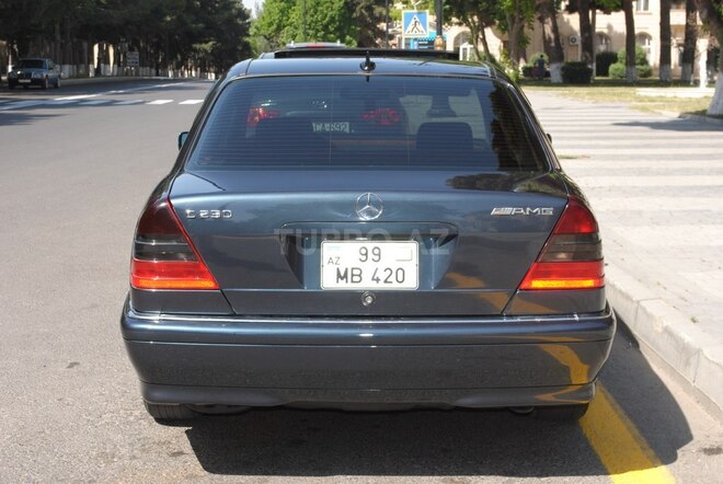 Mercedes C 230 1997, 220,000 km - 2.3 l - Sumqayıt