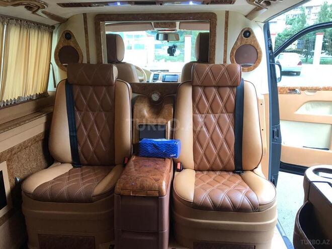 Volkswagen Caravelle 2008, 160,000 km - 2.5 l - Bakı