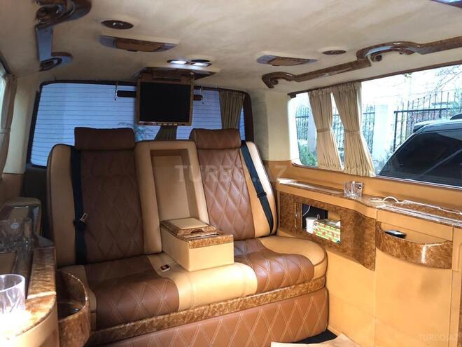 Volkswagen Caravelle 2008, 160,000 km - 2.5 l - Bakı