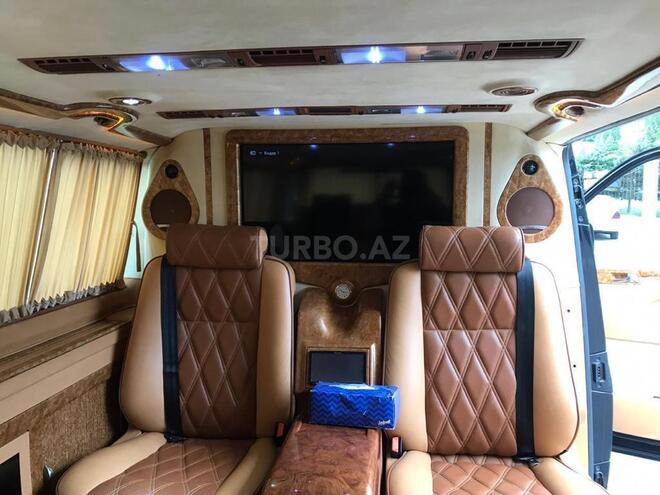 Volkswagen Caravelle 2008, 160,000 km - 2.5 l - Bakı