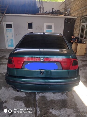 Volkswagen Polo 1995, 225,386 km - 1.6 l - Bakı