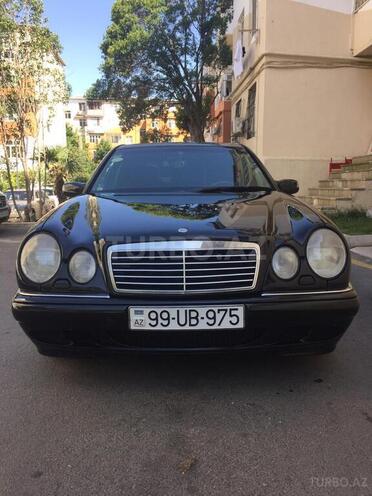 Mercedes E 320 1997, 285,000 km - 3.5 l - Bakı