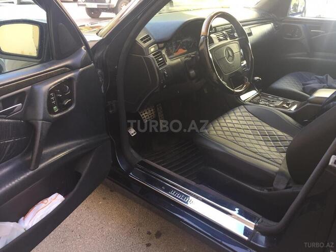 Mercedes E 320 1997, 285,000 km - 3.5 l - Bakı