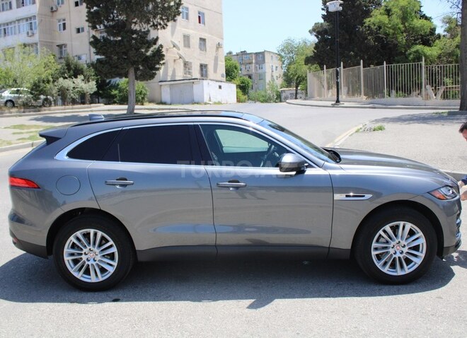 Jaguar F-Pace 2018, 11,000 km - 2.0 l - Bakı