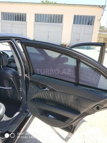 Mercedes E 240 2002, 236,700 km - 2.6 л - Bakı