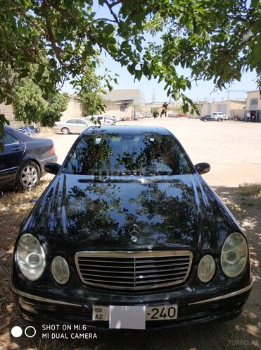 Mercedes E 240 2002, 236,700 km - 2.6 л - Bakı