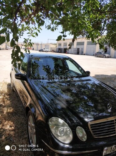 Mercedes E 240 2002, 236,700 km - 2.6 л - Bakı