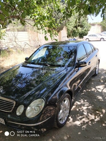 Mercedes E 240 2002, 236,700 km - 2.6 л - Bakı