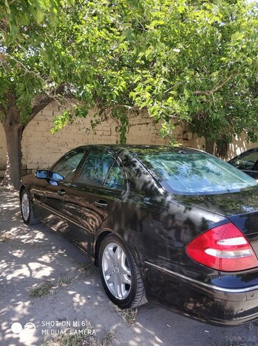Mercedes E 240 2002, 236,700 km - 2.6 л - Bakı