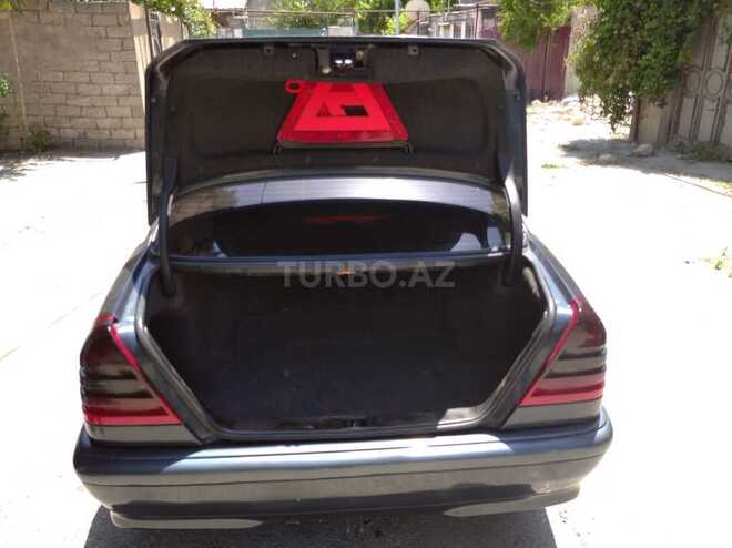 Mercedes C 220 2000, 380,000 km - 2.2 л - Bakı