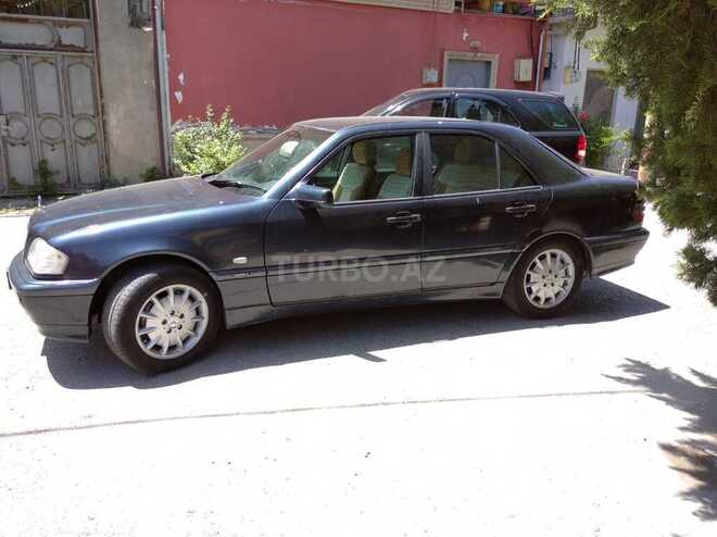 Mercedes C 220 2000, 380,000 km - 2.2 л - Bakı
