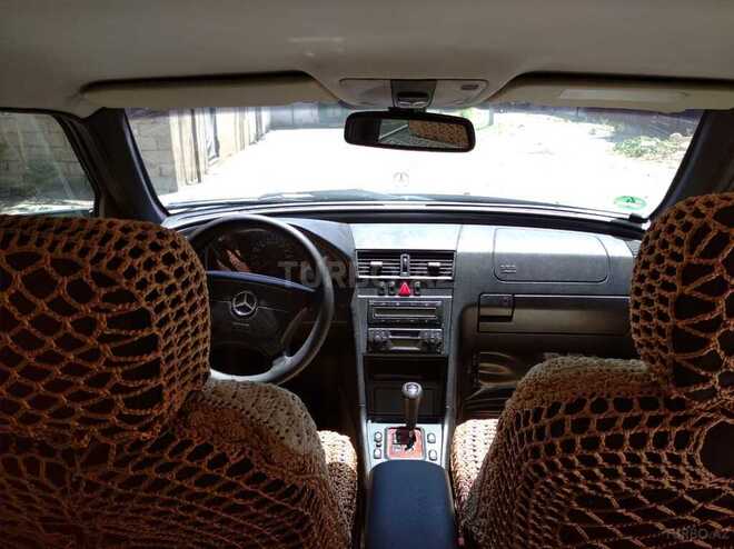 Mercedes C 220 2000, 380,000 km - 2.2 л - Bakı
