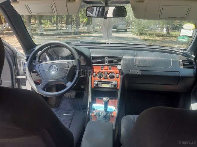 Mercedes C 180 1998, 285,609 km - 1.8 л - Sumqayıt