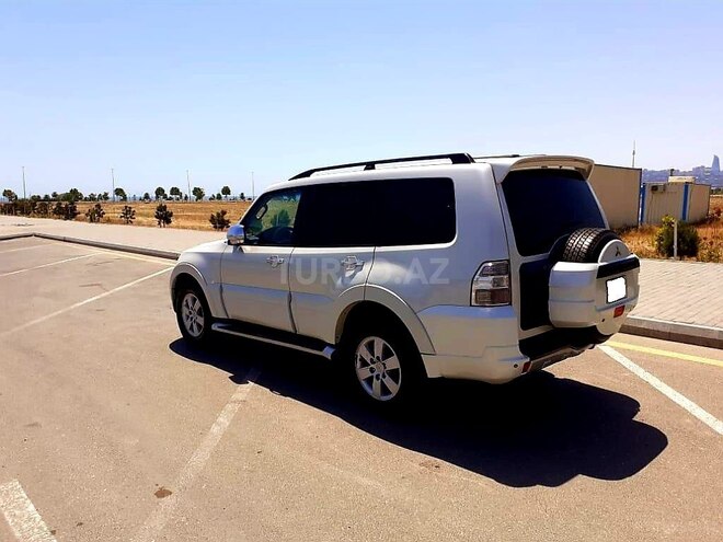 Mitsubishi Pajero 2007, 168,000 km - 3.0 l - Bakı
