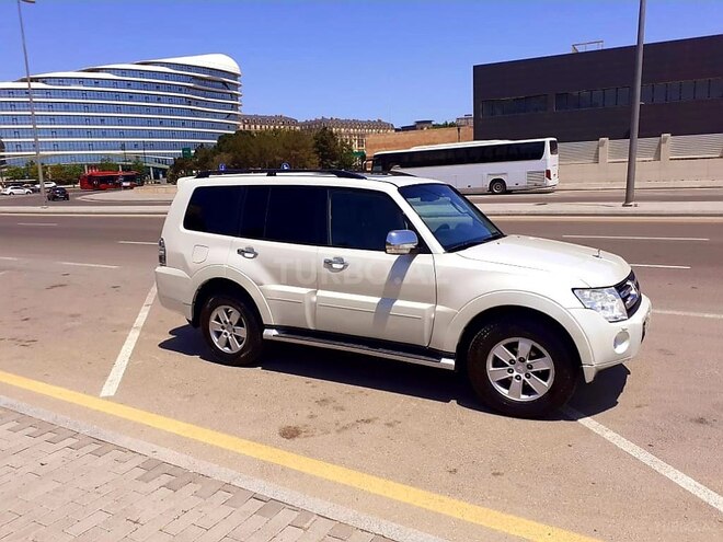 Mitsubishi Pajero 2007, 168,000 km - 3.0 l - Bakı