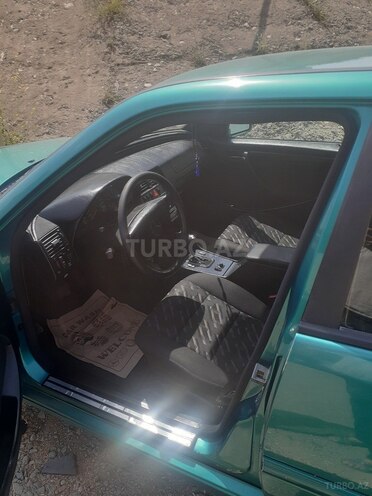 Mercedes C 200 1998, 138,000 km - 2.0 l - Qazax