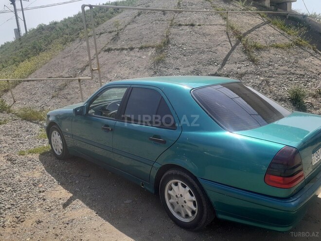 Mercedes C 200 1998, 138,000 km - 2.0 l - Qazax