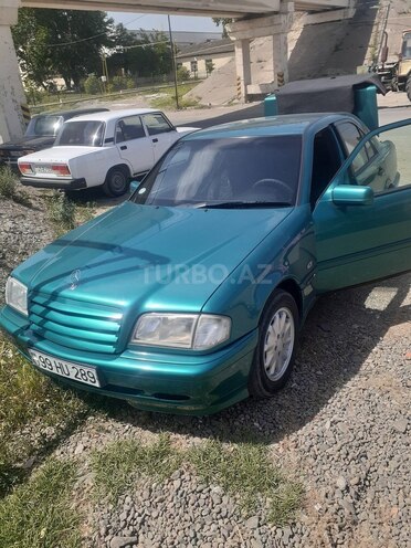 Mercedes C 200 1998, 138,000 km - 2.0 l - Qazax