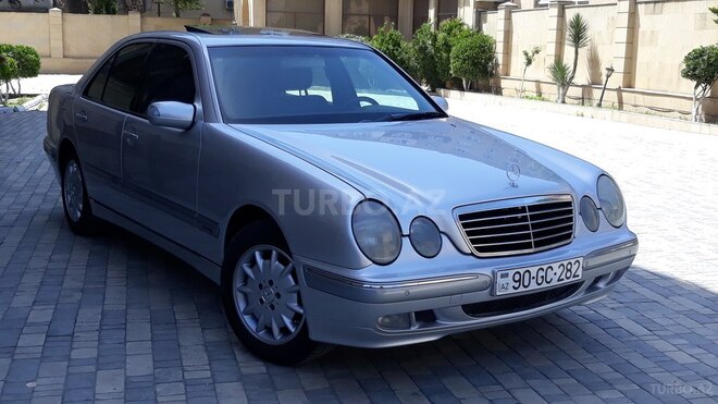 Mercedes E 220 2000, 283,000 km - 2.2 л - Bakı