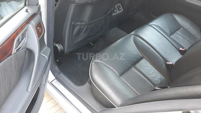 Mercedes E 220 2000, 283,000 km - 2.2 л - Bakı