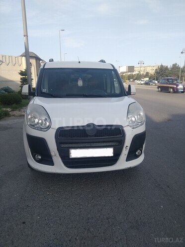 Fiat Doblo 2011, 185,000 km - 1.4 l - Bakı
