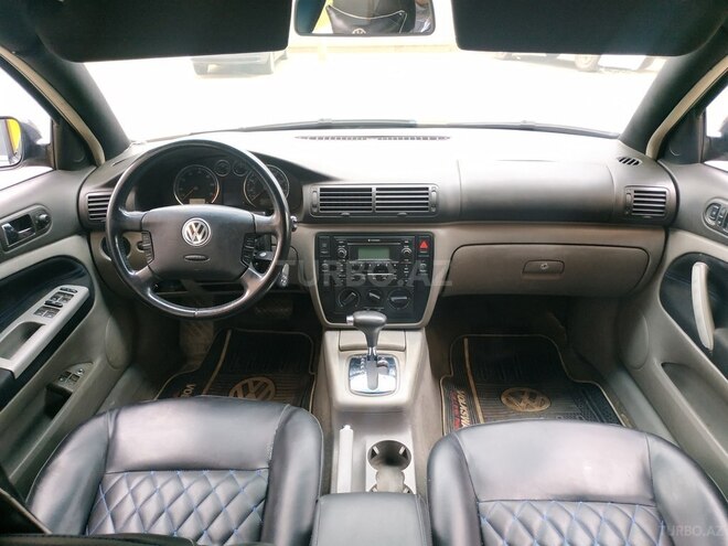 Volkswagen Passat 2003, 215,000 km - 1.8 l - Gəncə
