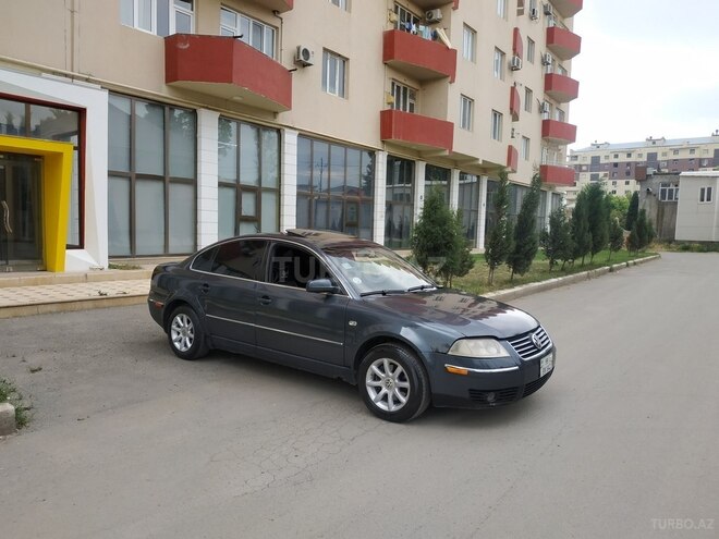 Volkswagen Passat 2003, 215,000 km - 1.8 l - Gəncə