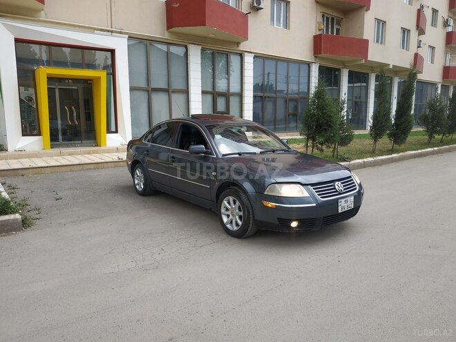 Volkswagen Passat 2003, 215,000 km - 1.8 l - Gəncə
