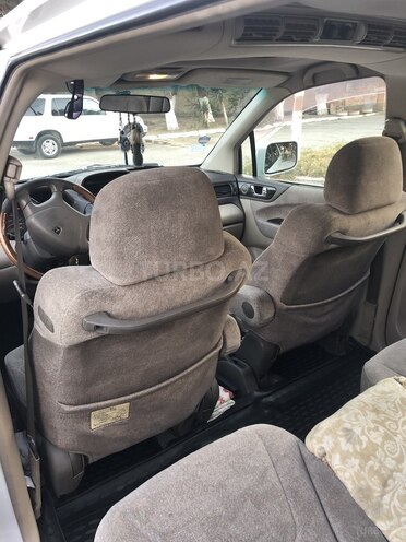 Mitsubishi Chariot 2002, 282,000 km - 2.4 l - Bakı