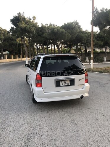 Mitsubishi Chariot 2002, 282,000 km - 2.4 l - Bakı