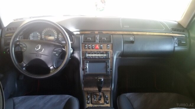Mercedes E 270 1999, 440,700 km - 2.7 l - Sabirabad