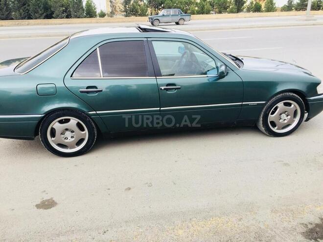 Mercedes C 220 1995, 136,625 km - 2.2 l - Gəncə