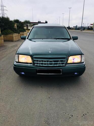 Mercedes C 220 1995, 136,625 km - 2.2 l - Gəncə