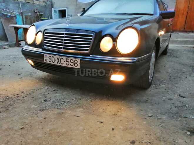 Mercedes E 240 1998, 365,000 km - 2.4 л - Bakı