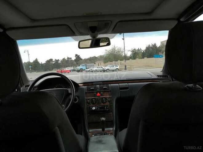 Mercedes E 240 1998, 365,000 km - 2.4 л - Bakı