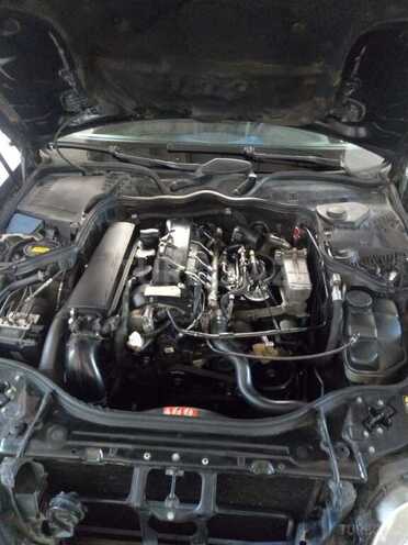 Mercedes E 220 2008, 422,000 km - 2.2 l - Bakı