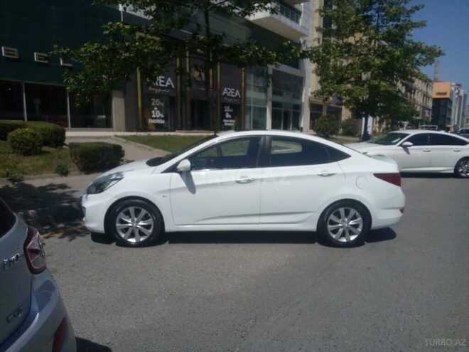 Hyundai Accent 2011, 158,000 km - 1.6 l - Bakı