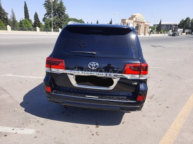 Toyota Land Cruiser 2009, 136,200 km - 4.7 l - Bakı