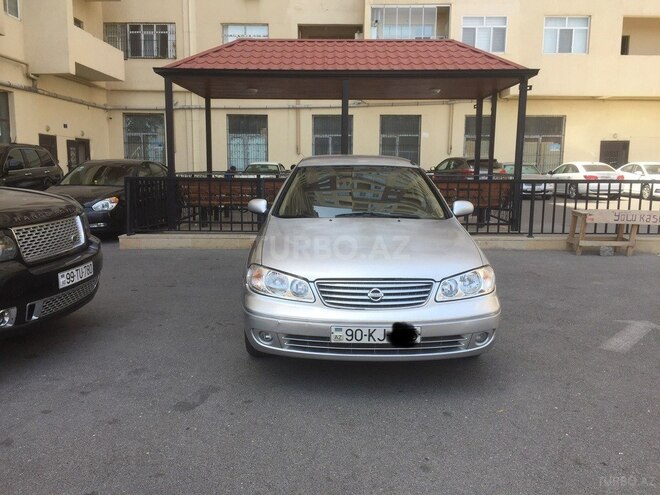 Nissan Sunny 2006, 330,000 km - 1.6 l - Bakı