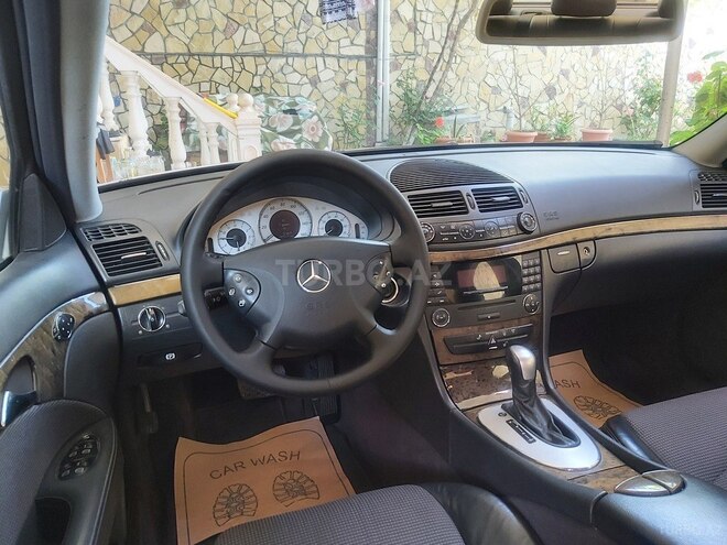 Mercedes E 240 2004, 280,000 km - 2.4 l - Bakı