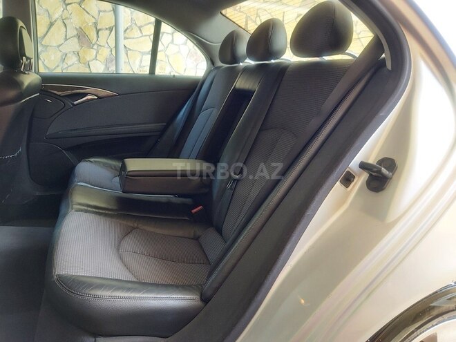Mercedes E 240 2004, 280,000 km - 2.4 l - Bakı