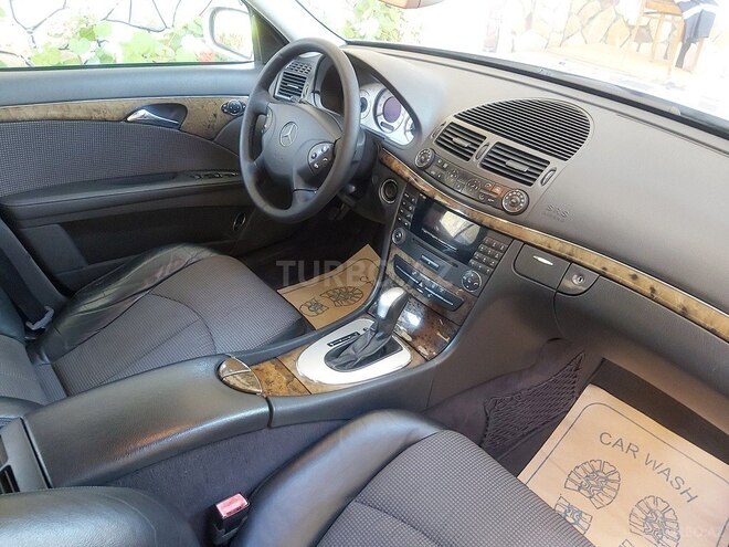 Mercedes E 240 2004, 280,000 km - 2.4 l - Bakı
