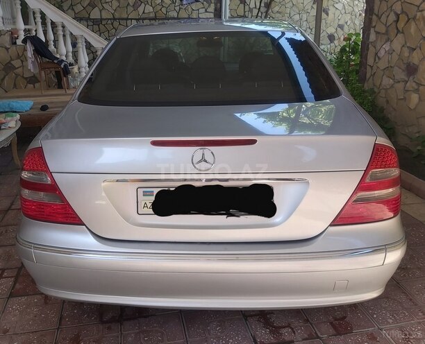 Mercedes E 240 2004, 280,000 km - 2.4 l - Bakı