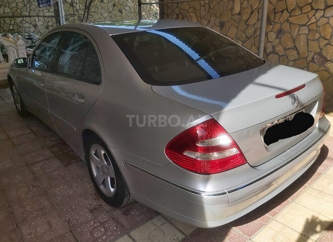 Mercedes E 240 2004, 280,000 km - 2.4 l - Bakı