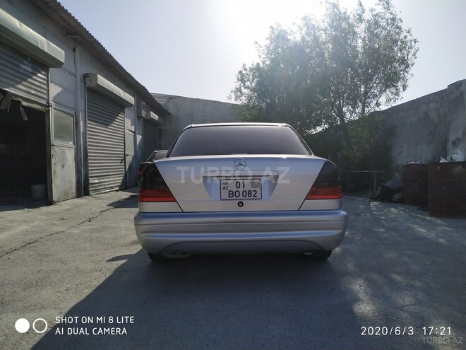 Mercedes C 200 1997, 226,666 km - 2.0 л - Bakı