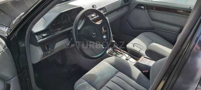 Mercedes E 220 1995, 400,000 km - 2.2 l - Bakı