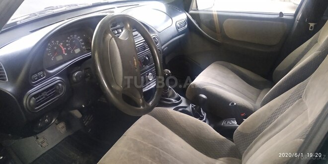 Chevrolet Niva 2004, 100,651 km - 1.7 l - Şəki