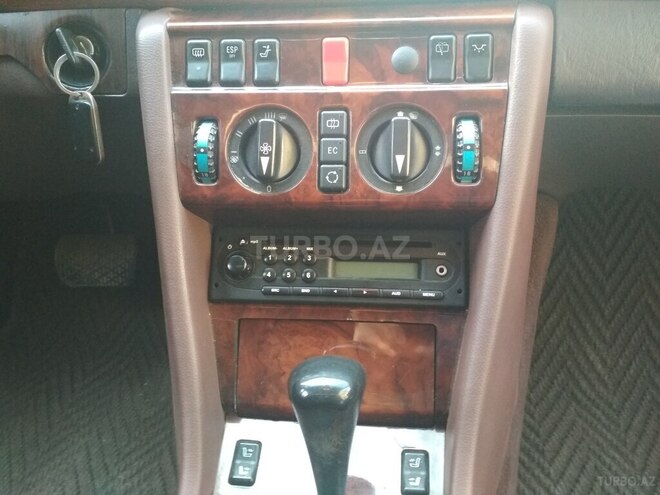 Mercedes E 260 1991, 395,000 km - 2.6 l - Sumqayıt