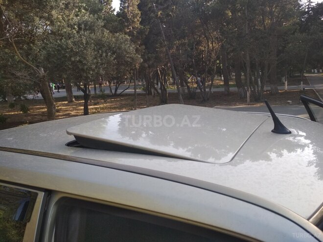 Mercedes E 260 1991, 395,000 km - 2.6 l - Sumqayıt